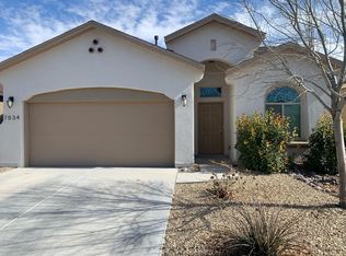 7034 Silver Spur St, Las Cruces, NM 88012
