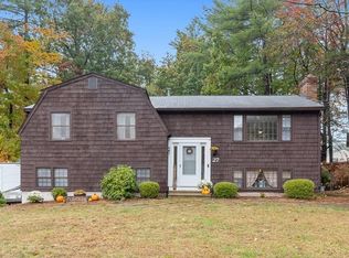 27 Ponderosa Dr, Townsend, MA 01469