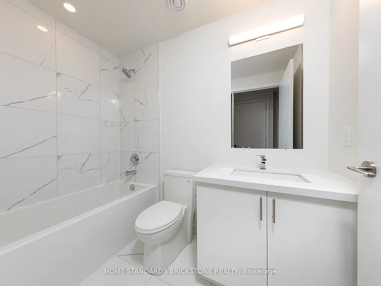 15 Ellerslie Ave #2009 — Photo 9