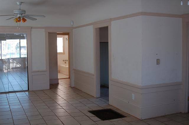 2nd image of 467 Sharon Ave