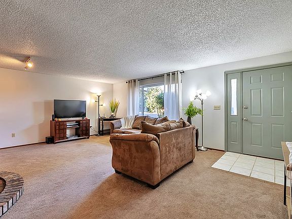 11128 living room