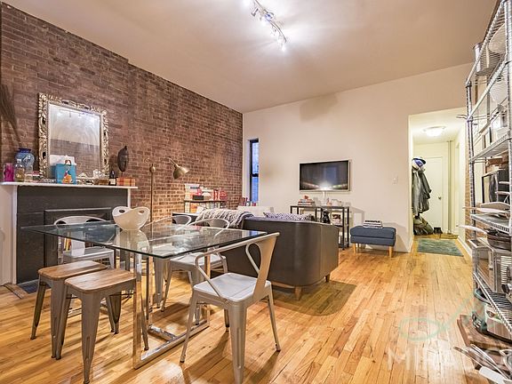 2nd image of 239 W 21st St APT 2B