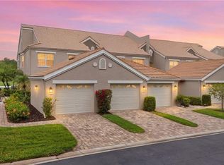 5685 Heron Ln APT 301, Naples, FL 34110