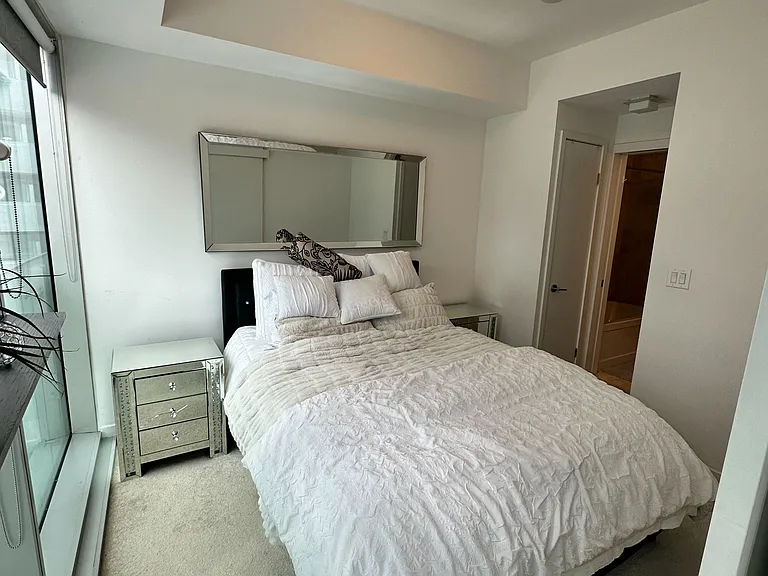 12 York St #909 — Photo 7