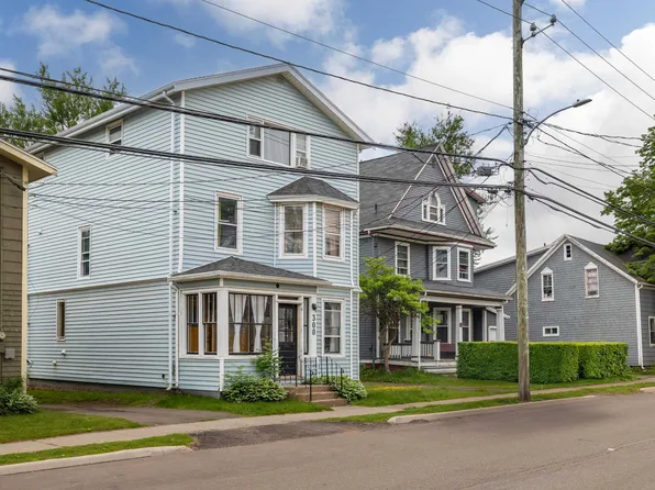 308 Fitzroy St, Charlottetown, PE C1A 1T1