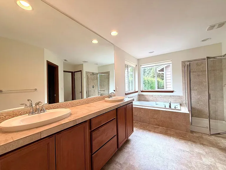 12903 NE 197th Pl — Photo 12