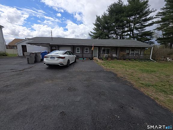 3rd image of 305 Redstone Hill Road