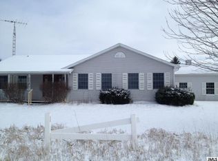 9559 Peterson Rd, Brooklyn, MI 49230