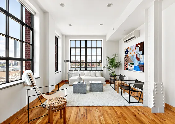 Sold by Compass | media 7