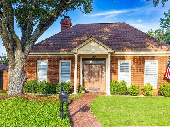 1517 Charleton Dr, Montgomery, AL 36106