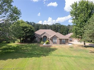 1653 River Overlook Loop, Van Buren, AR 72956