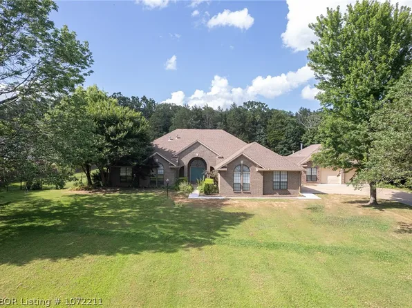 1653 River Overlook Loop, Van Buren, AR 72956