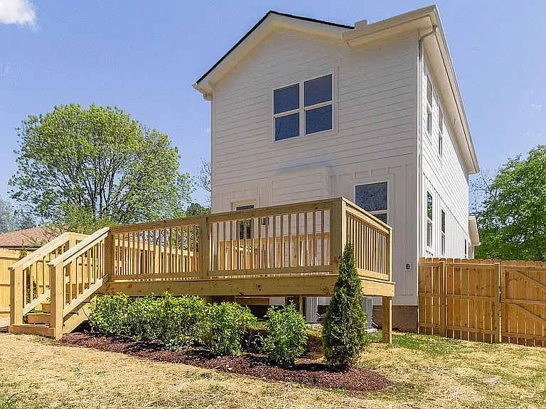 3803 Barlow Dr — Photo 24