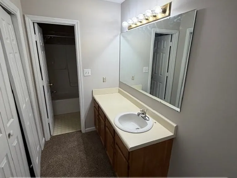 6855 Shawcross Ln — Photo 5