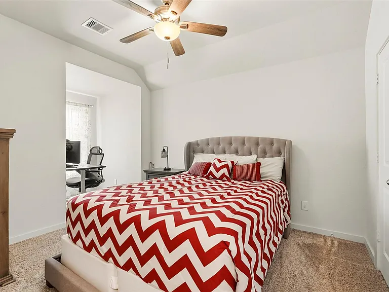 15647 Roscobie Park Dr — Photo 18