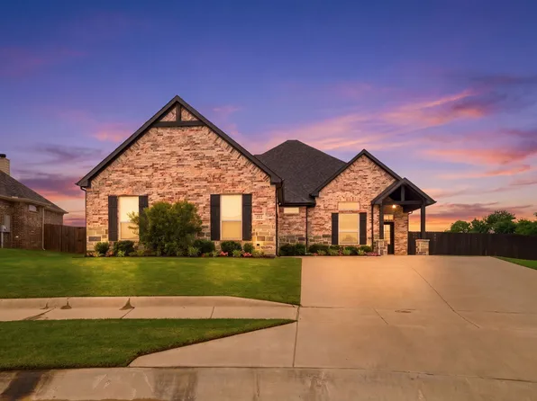 148 Lakeview Cir, Pilot Point, TX 76258