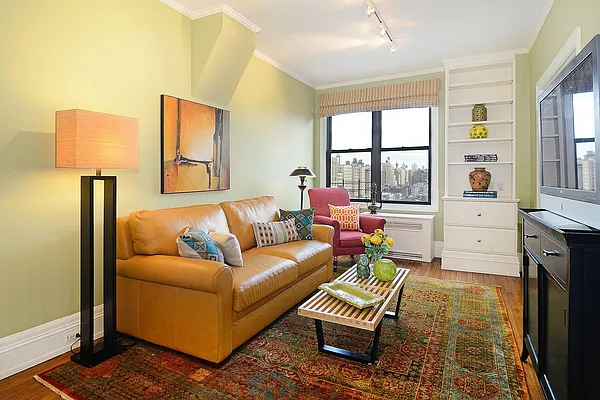 Sold by Corcoran | media 35