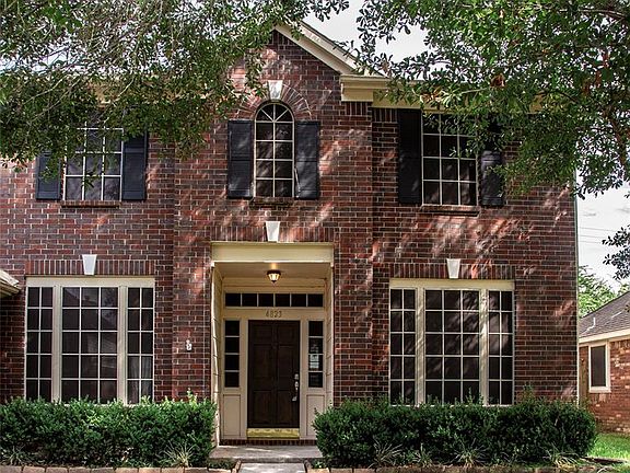 3rd image of 4823 Widerop Ln