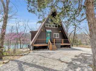 122 W Lou Ann Dr, Lacygne, KS 66040