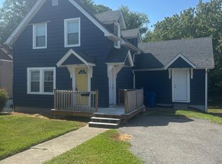 312 Pender St, Mount Airy, NC 27030