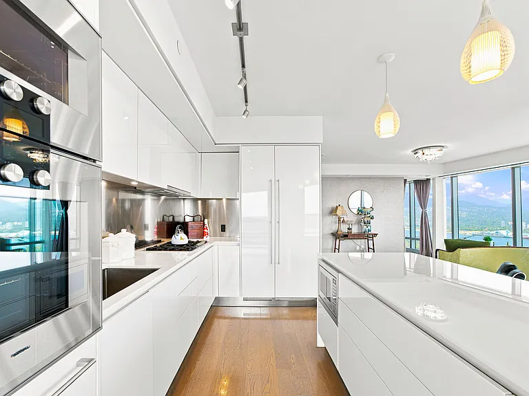 1151 Georgia St W #5606 — Photo 7