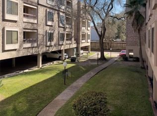 2209 S Braeswood Blvd APT 32G, Houston, TX 77030