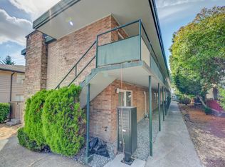 5121 24th Ave NE #2, Seattle, WA 98105