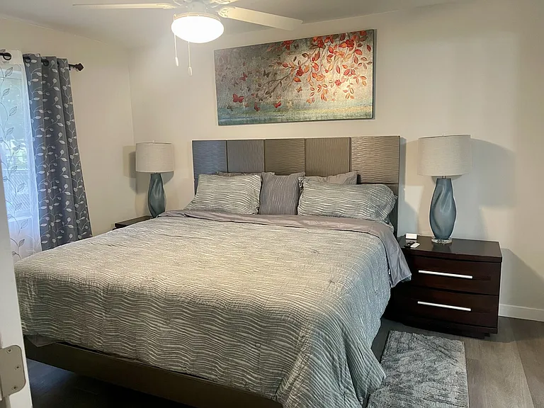 NW 1st Pl — Photo 27