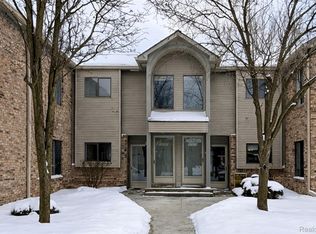 42739 Lilley Pointe Dr, Canton, MI