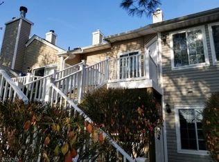 10 Tory Ct, Bedminster, NJ 07921