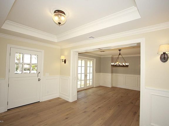 5th image of 5635 E Lincoln Dr #12