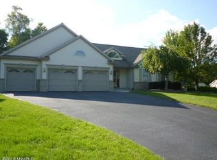 10913 Melanie Dr, Allendale, MI 49401