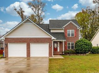 3641 Standard Dr, Fayetteville, NC 28306