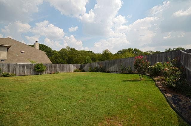 1st image of 2709 Elmwood Ct