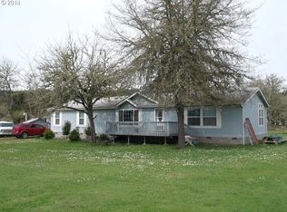 5026 Nonpareil Rd, Sutherlin, OR 97479