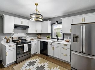 3821 34th St, Des Moines, IA 50310