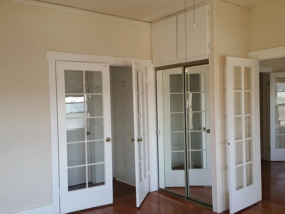 2nd image of 4125 S Figueroa St APT 316
