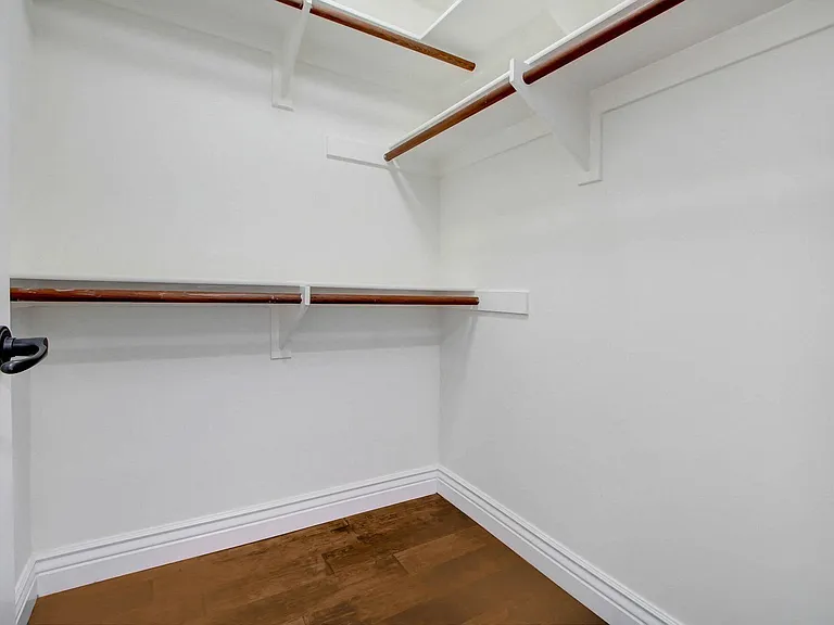 4410 Sepulveda Apartments — Photo 47