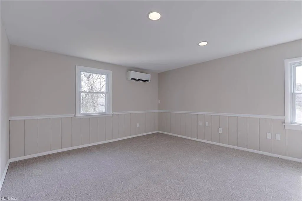 2 bed, $1,350 — Photo 2
