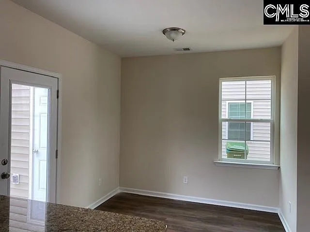 214 Bluewing Dr — Photo 4