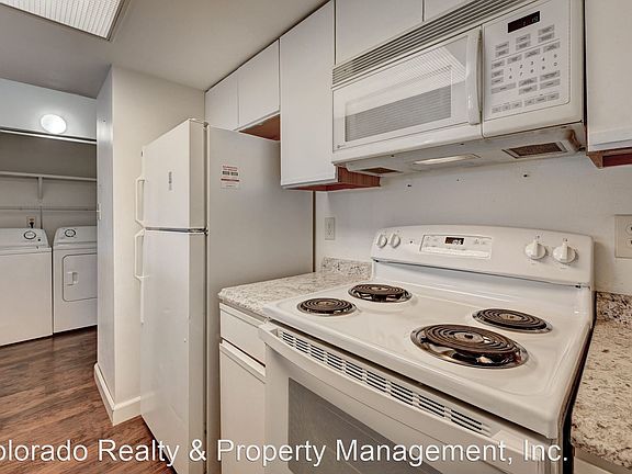 4th image of 1011 S Ironton St APT 504