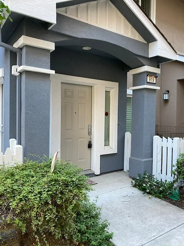 919 Rancho Pl photo 1