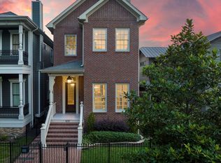 619 E 8th 1/2 St, Houston, TX 77007