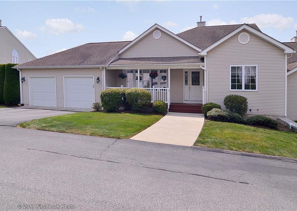1st image of 6 Queen Annes Ct