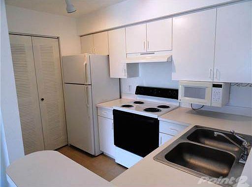 enclave kitchen