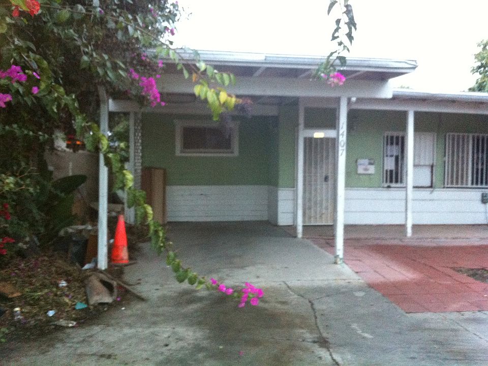 1st image of 1407 W 163rd St