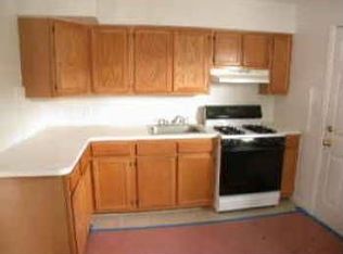 22715 145th Ave, Springfield Gardens, NY 11413