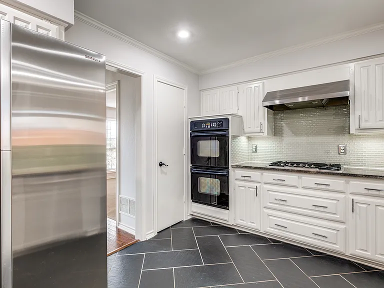 6611 Mimms Dr — Photo 16