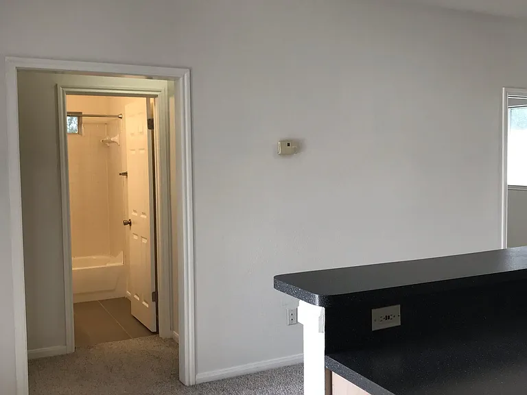 3104 Northwest Blvd #D — Photo 5