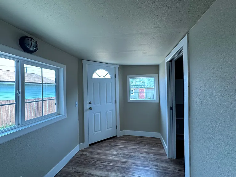 5019 N Whitman St — Photo 15